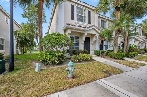 5072 Palmbrooke Circle