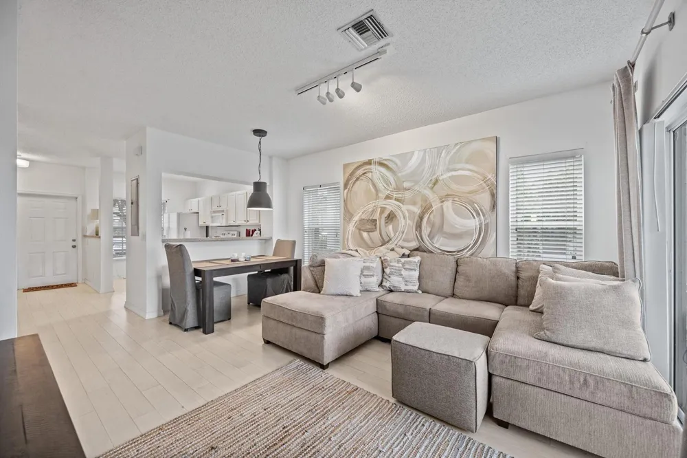 5072 Palmbrooke Circle West Palm Beach, FL 33417