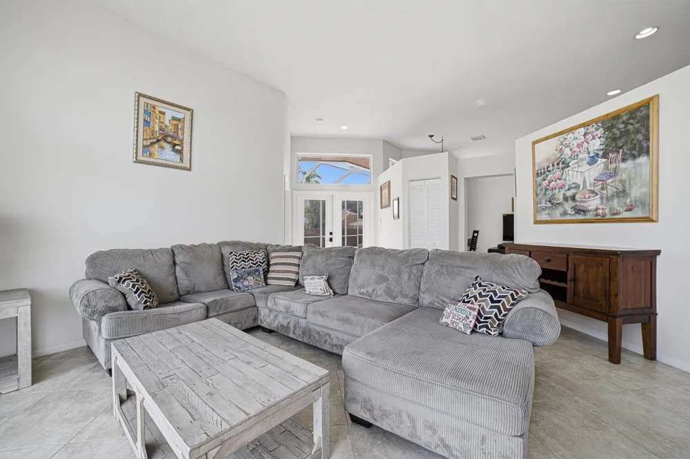 10599 SAINT THOMAS DRIVE Boca Raton, FL 33498