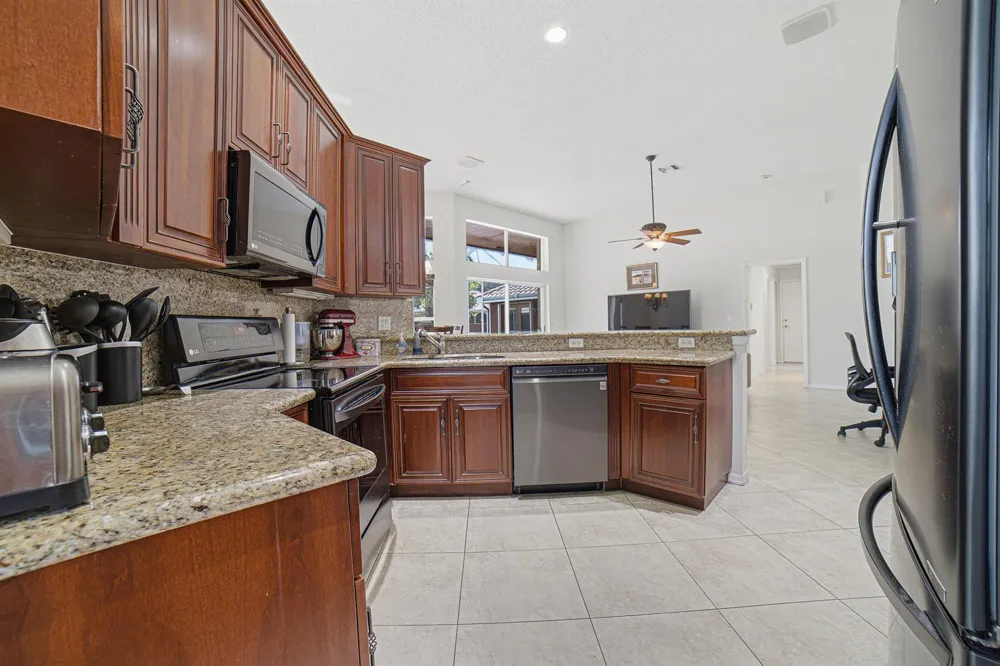 10599 SAINT THOMAS DRIVE Boca Raton, FL 33498