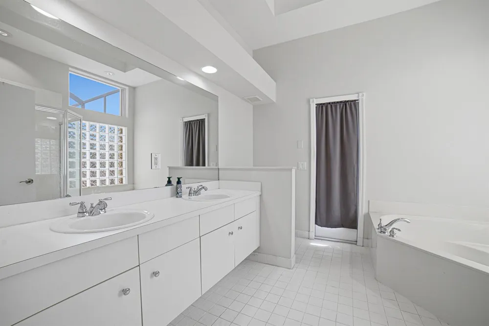 10599 SAINT THOMAS DRIVE Boca Raton, FL 33498