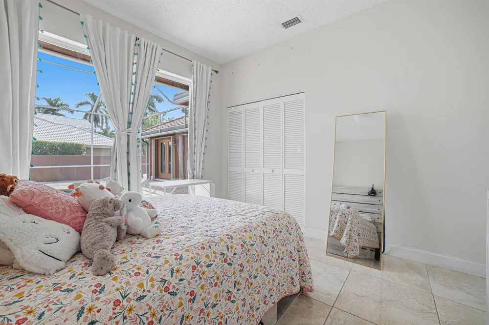 10599 SAINT THOMAS DRIVE Boca Raton, FL 33498