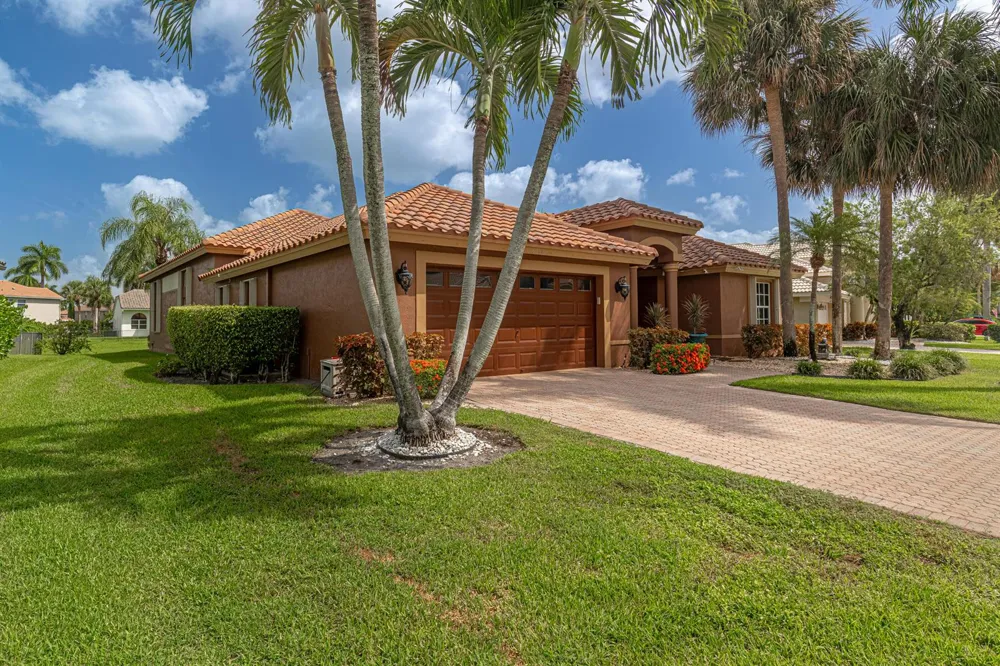 10599 SAINT THOMAS DRIVE Boca Raton, FL 33498