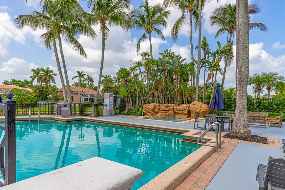 10599 SAINT THOMAS DRIVE Boca Raton, FL 33498