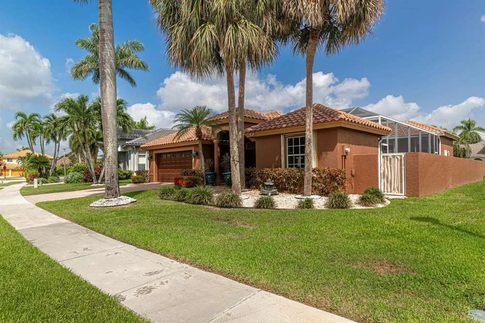 10599 SAINT THOMAS DRIVE Boca Raton, FL 33498