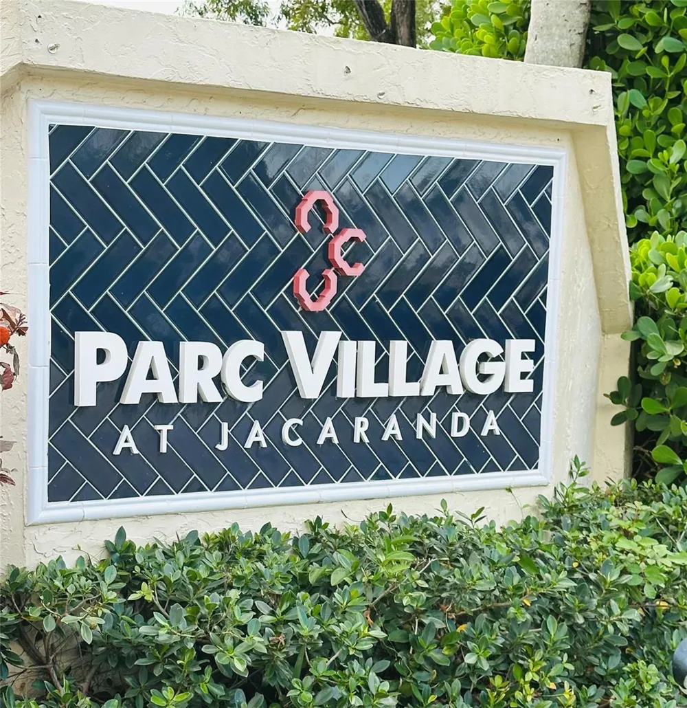 8142 NW 17th Manor Plantation, FL 33322