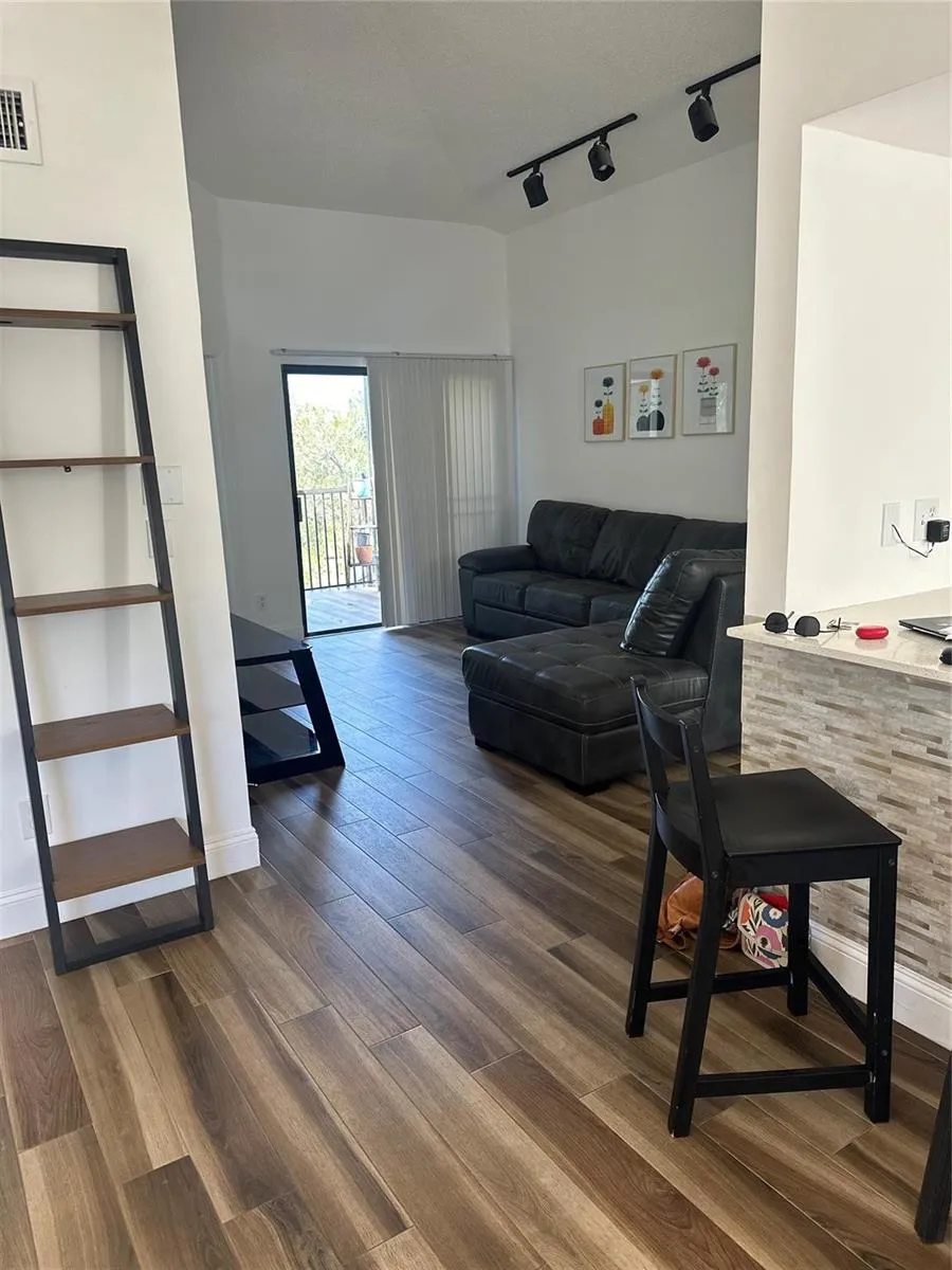 8142 NW 17th Manor Plantation, FL 33322
