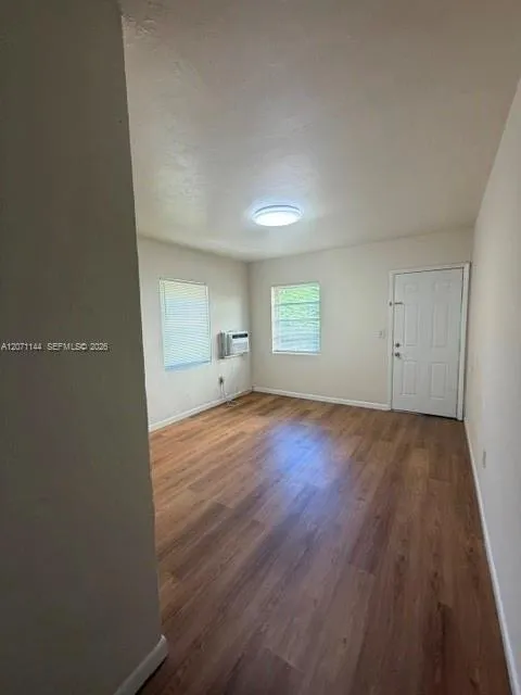 910 S Douglas Rd #3 Coral Gables, FL 33134