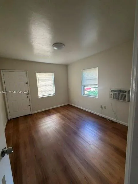 910 S Douglas Rd #3 Coral Gables, FL 33134