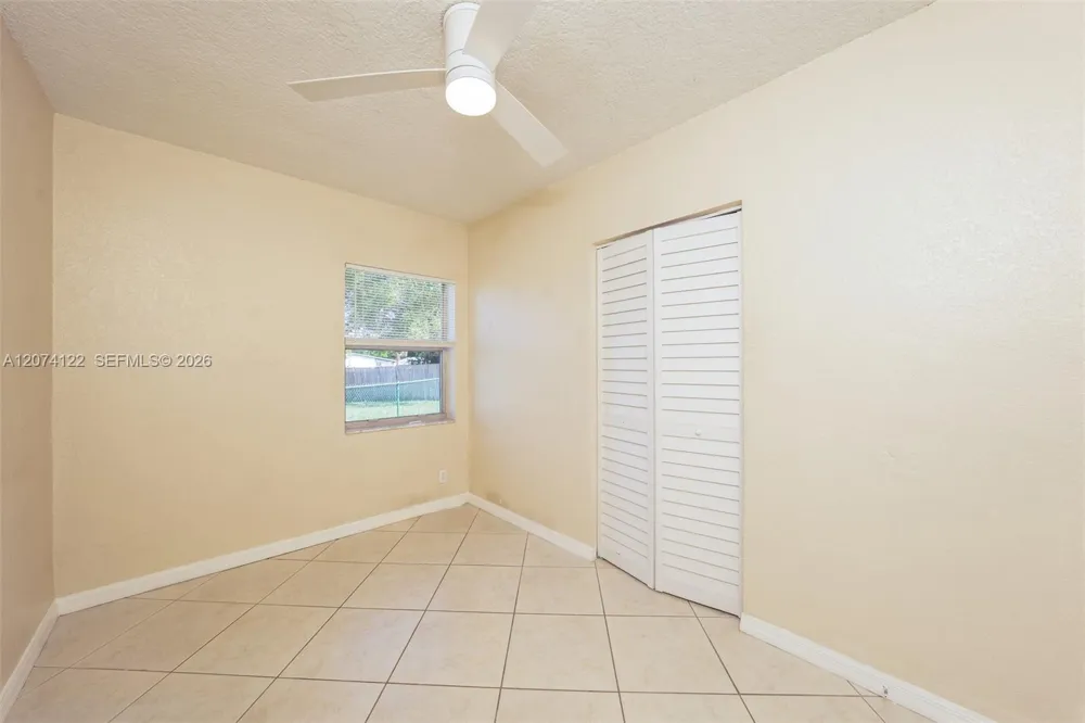 900 W Bloxham St Lantana, FL 33462