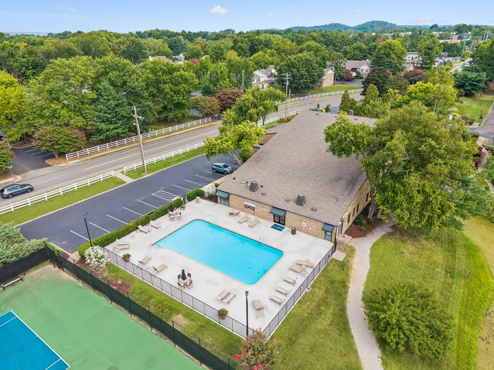 2009 Emery Ln Franklin, TN 37064