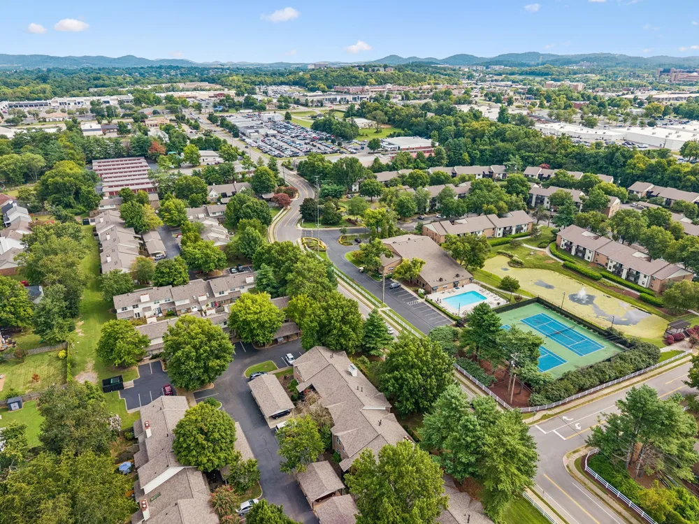 2009 Emery Ln Franklin, TN 37064