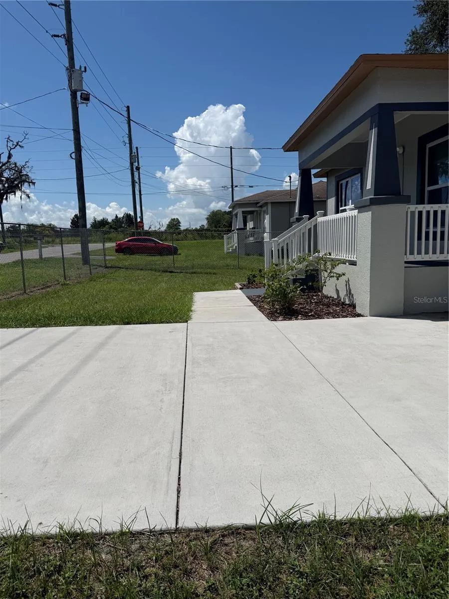 21015 MARKET STREET Dade City, FL 33523