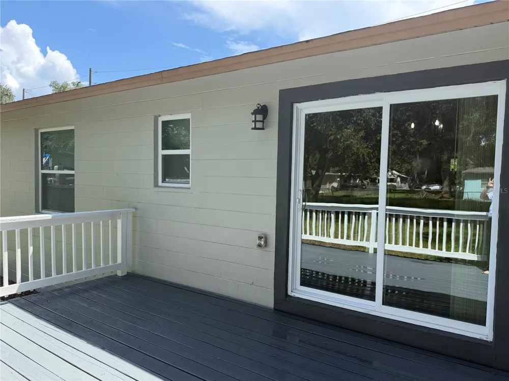 21015 MARKET STREET Dade City, FL 33523