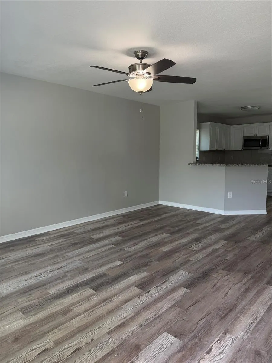21015 MARKET STREET Dade City, FL 33523