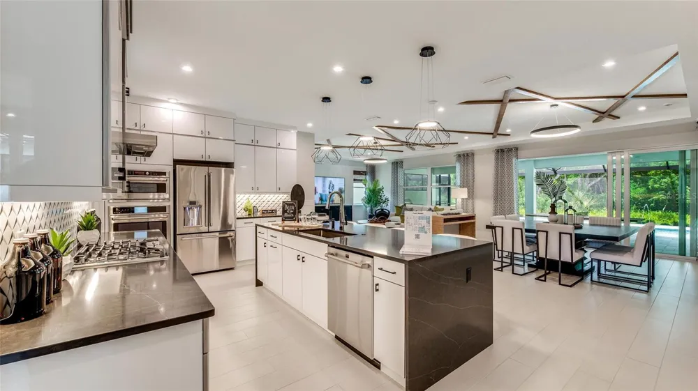 1242 CRESSWIND BOULEVARD Deland, FL 32724