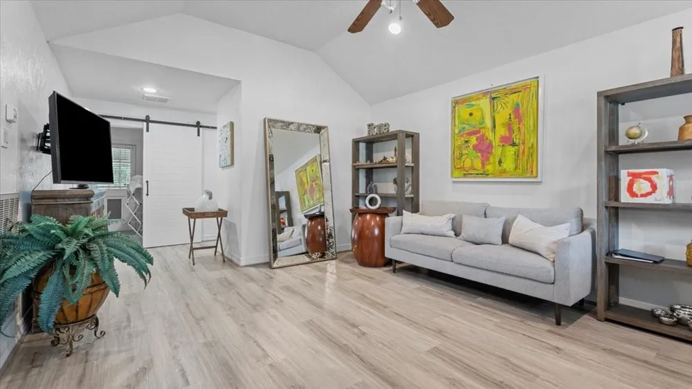 9502 Rolling Oaks Drive Tomball, TX 77375