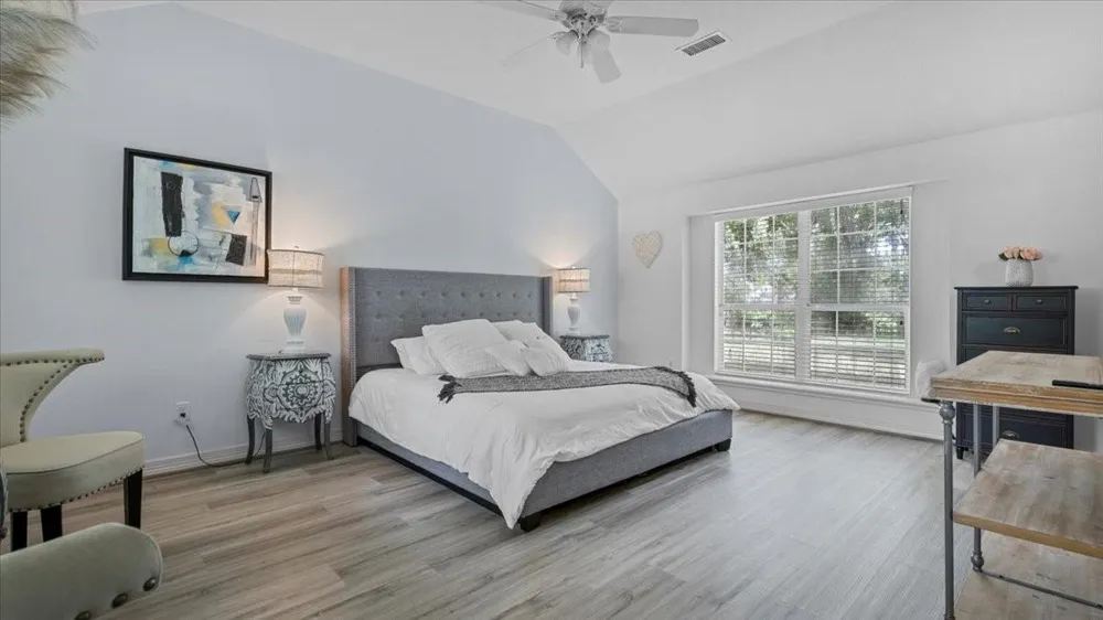 9502 Rolling Oaks Drive Tomball, TX 77375
