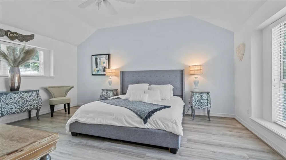 9502 Rolling Oaks Drive Tomball, TX 77375