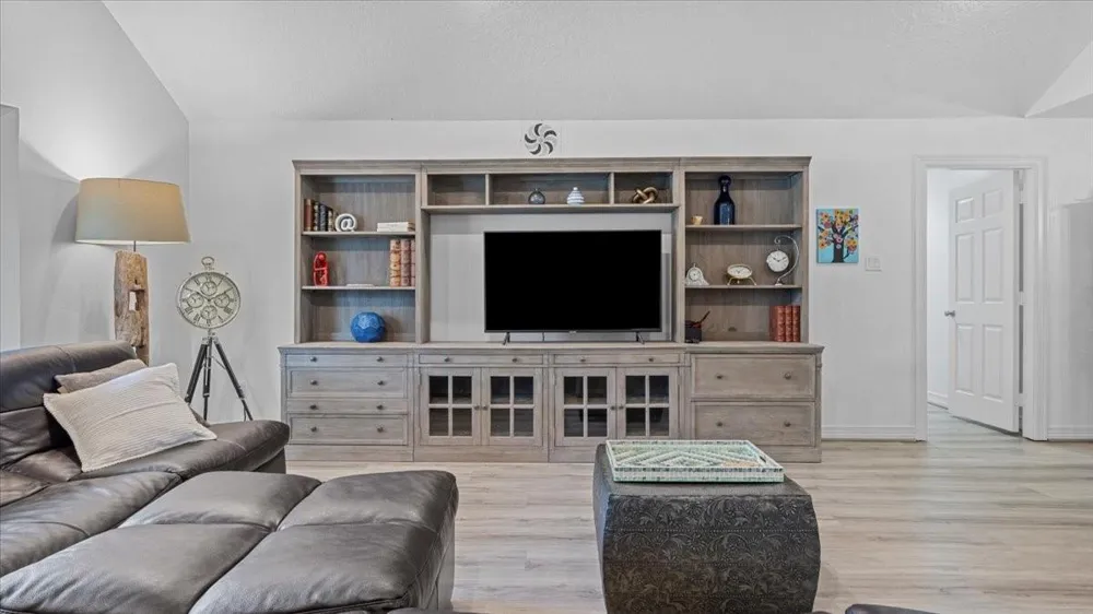 9502 Rolling Oaks Drive Tomball, TX 77375