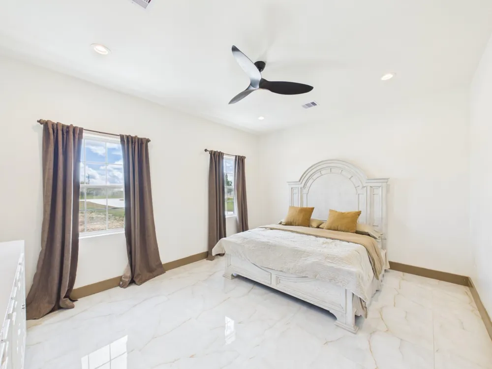 2015 Settlers Court Dr Sealy, TX 77474