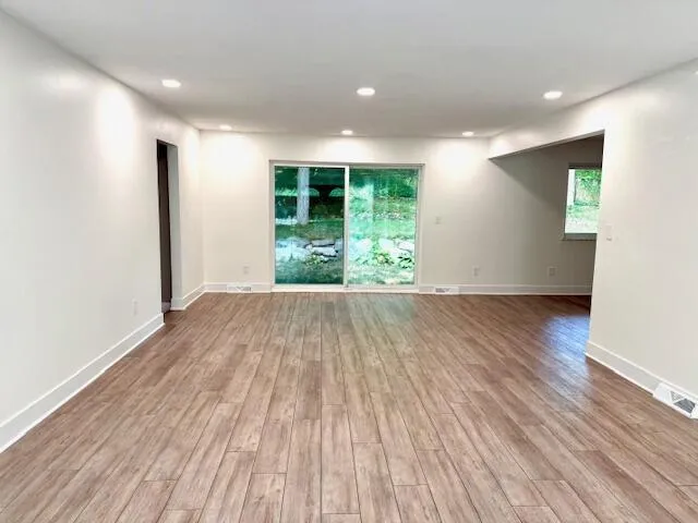 46250 Bloomcrest Drive Northville, MI 48167