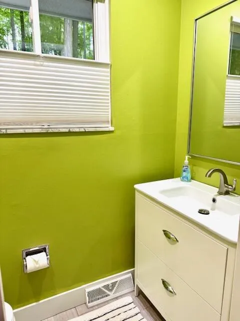 46250 Bloomcrest Drive Northville, MI 48167