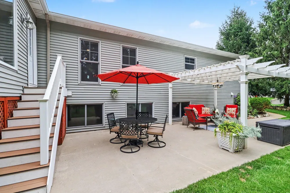 325 Grant Street Hopkins, MI 49328