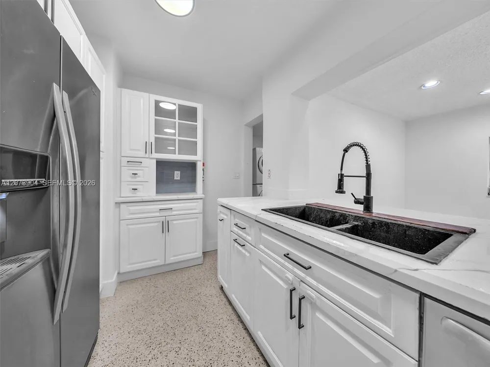 5450 SW 55th Ave Davie, FL 33314