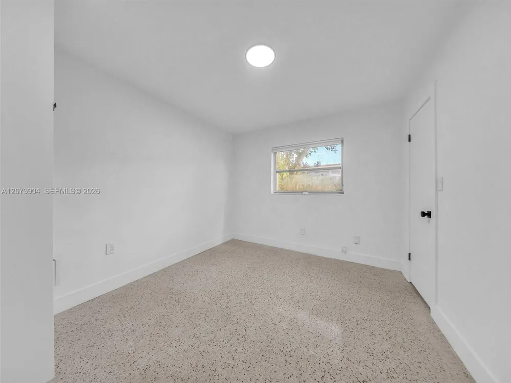 5450 SW 55th Ave Davie, FL 33314
