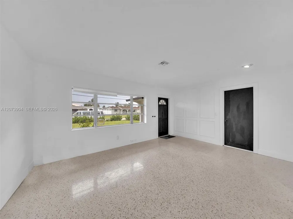 5450 SW 55th Ave Davie, FL 33314