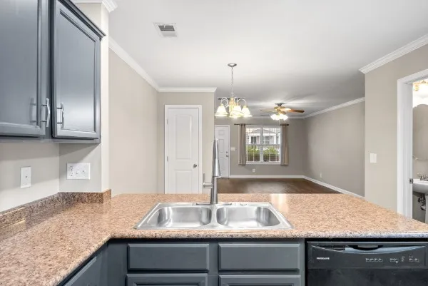 357 Sam Houston Cir Clarksville, TN 37040