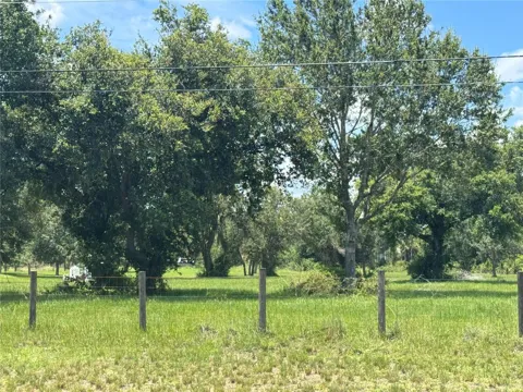 Lot 12 TROPICAIRE BOULEVARD