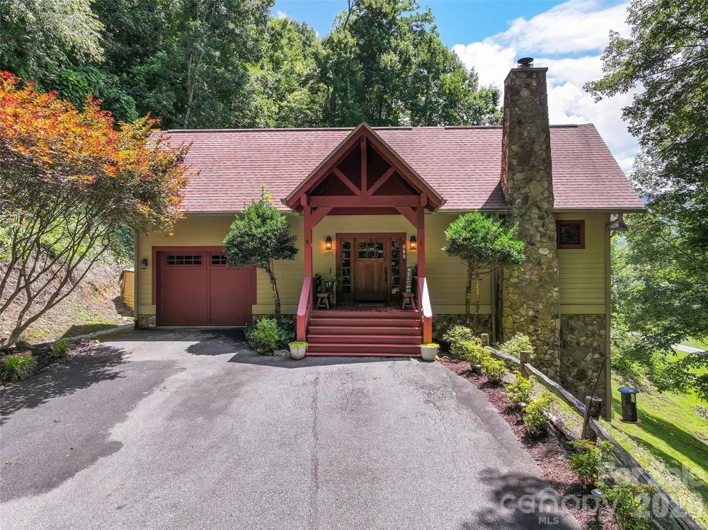 270 Par 3 Road Whittier, NC 28789