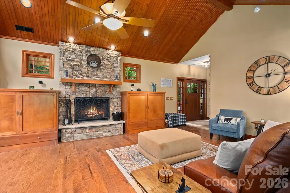 270 Par 3 Road Whittier, NC 28789