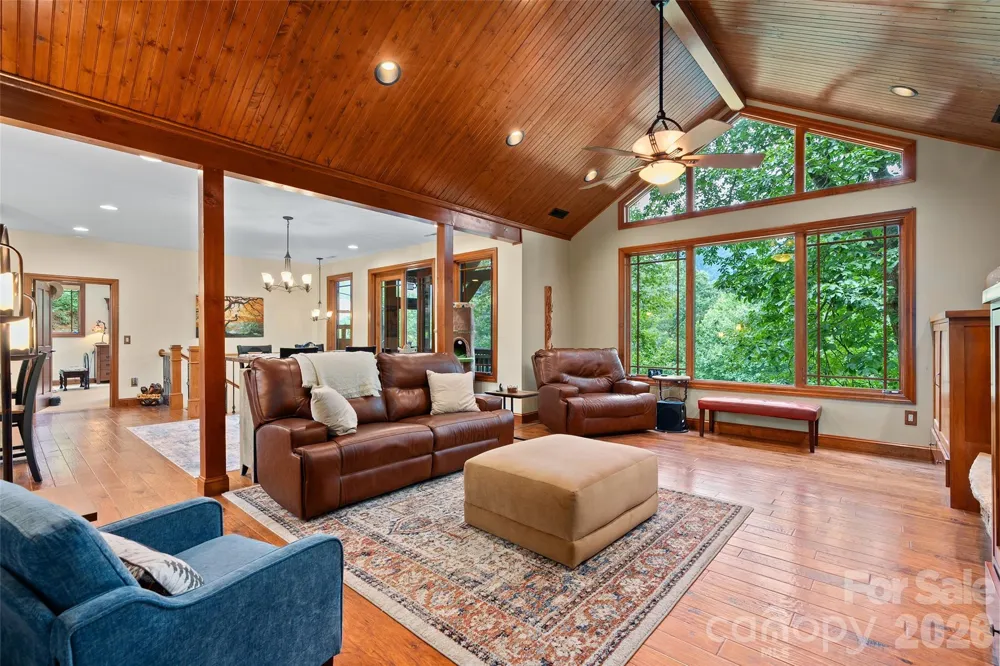 270 Par 3 Road Whittier, NC 28789