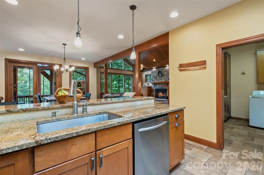 270 Par 3 Road Whittier, NC 28789