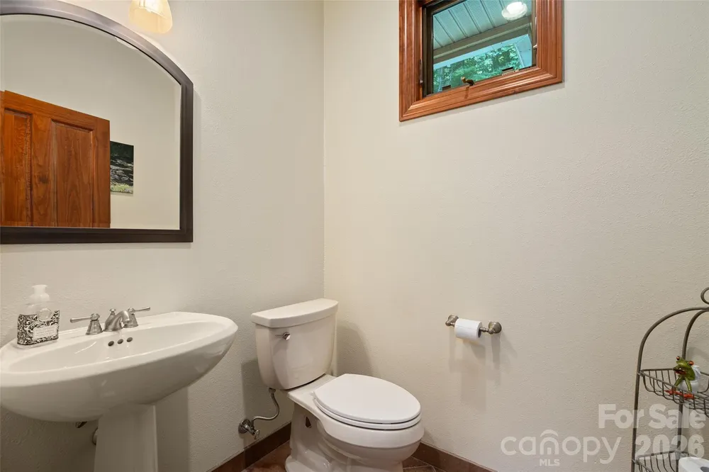 270 Par 3 Road Whittier, NC 28789
