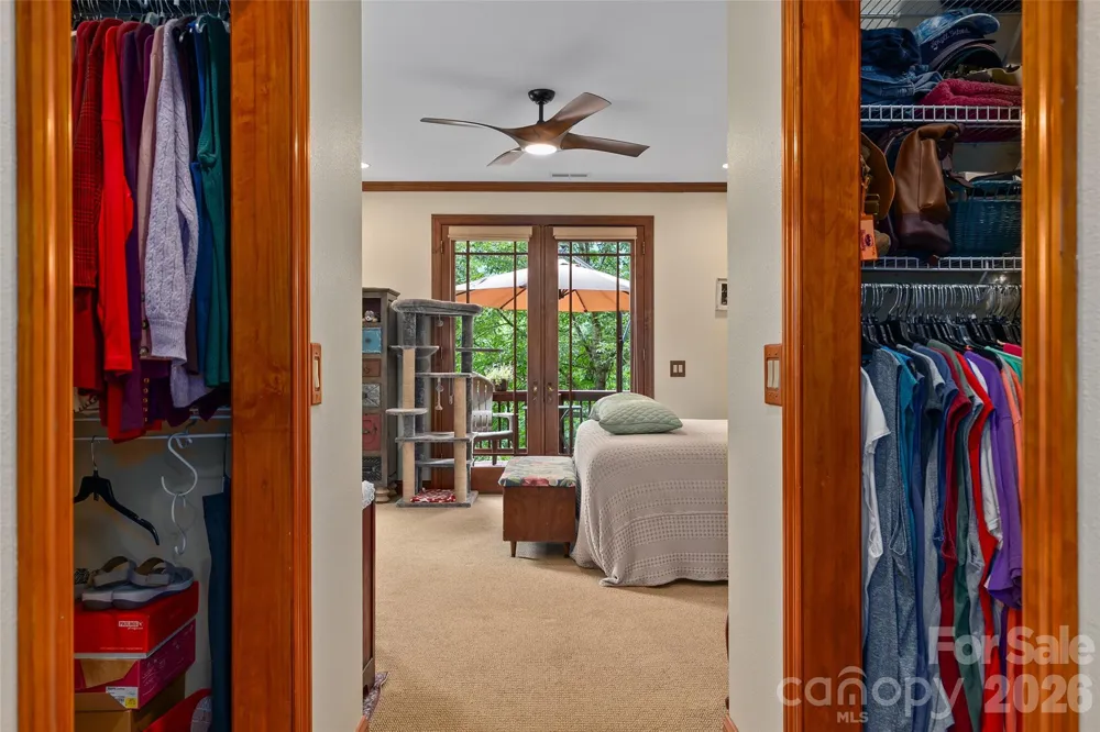 270 Par 3 Road Whittier, NC 28789