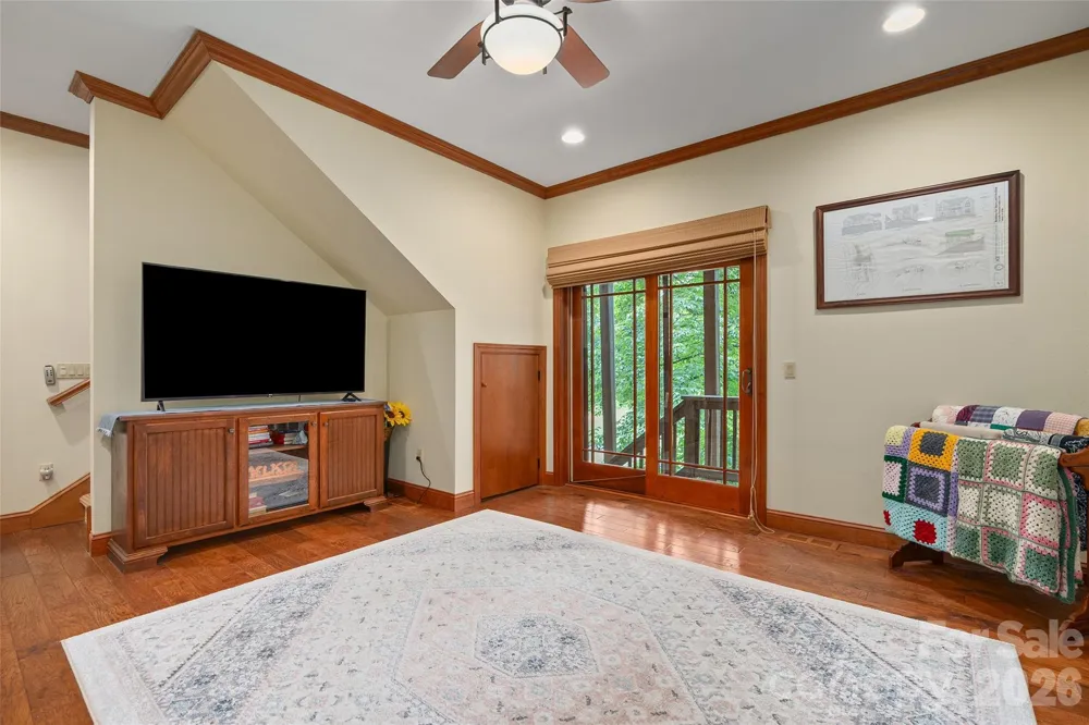 270 Par 3 Road Whittier, NC 28789