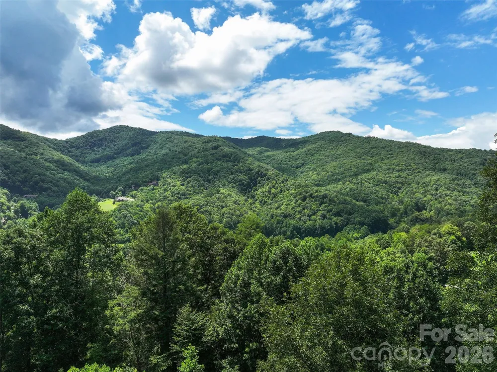 270 Par 3 Road Whittier, NC 28789