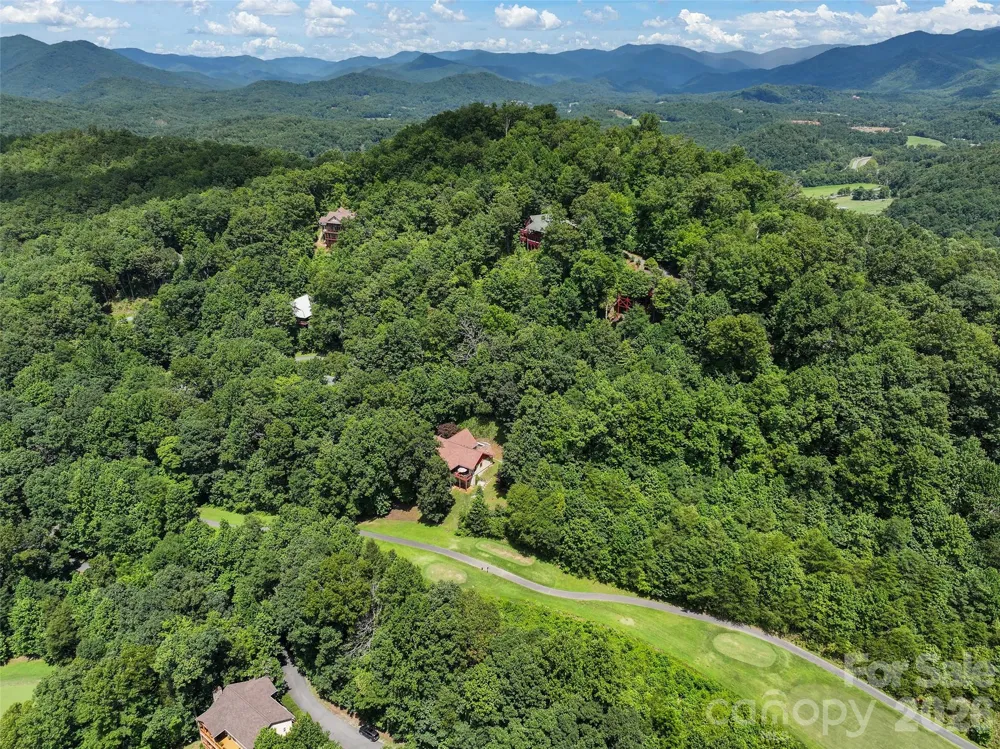 270 Par 3 Road Whittier, NC 28789