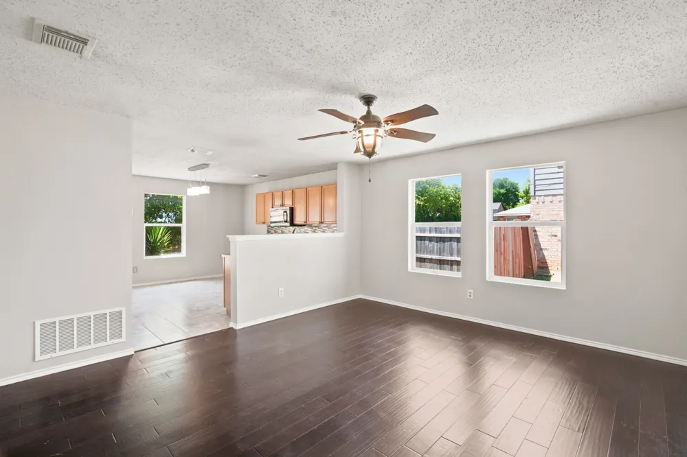 300 Deer Run Drive Sanger, TX 76266
