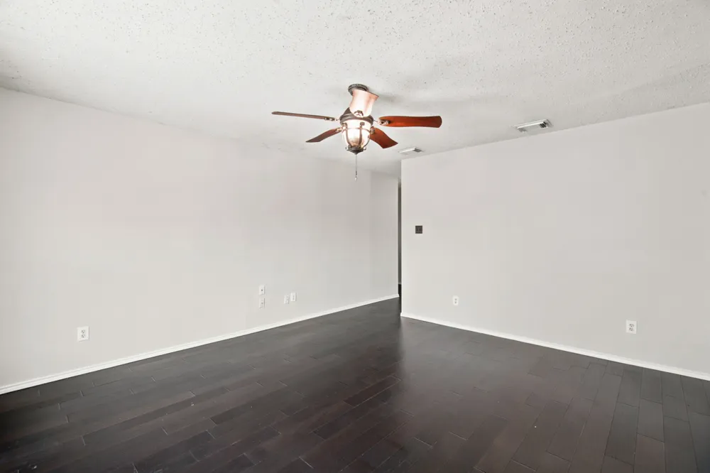 300 Deer Run Drive Sanger, TX 76266