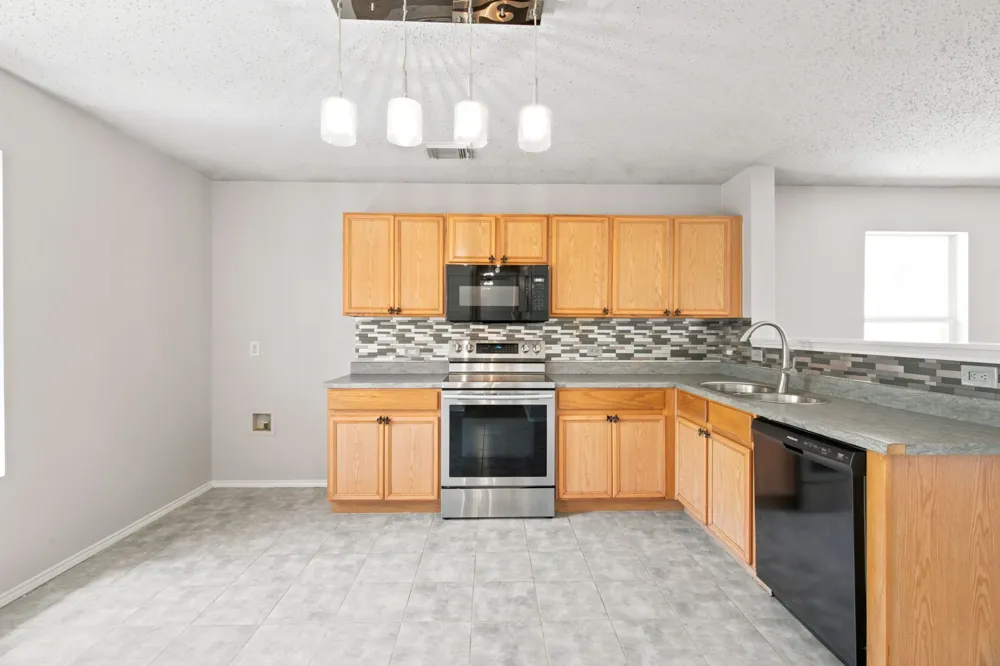 300 Deer Run Drive Sanger, TX 76266