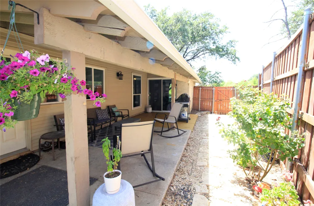 3100 Chestnut Road Carrollton, TX 75007