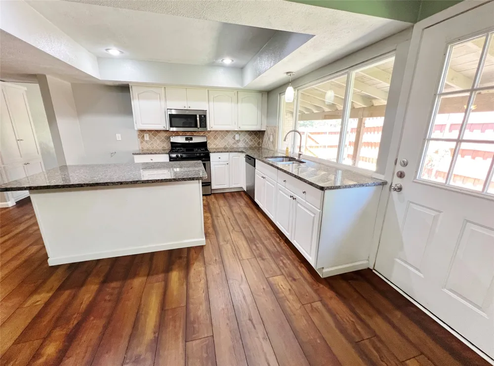 3100 Chestnut Road Carrollton, TX 75007