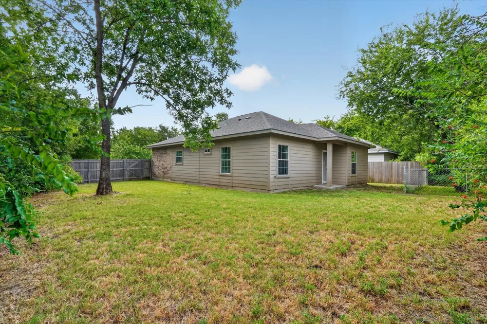 4102 Gordon Street Greenville, TX 75401