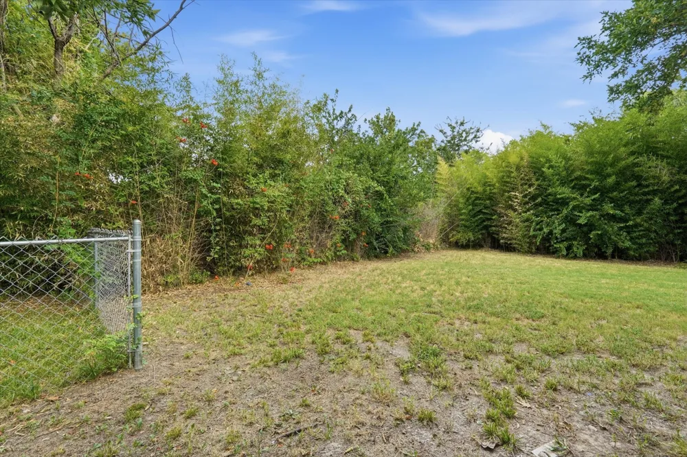 4102 Gordon Street Greenville, TX 75401