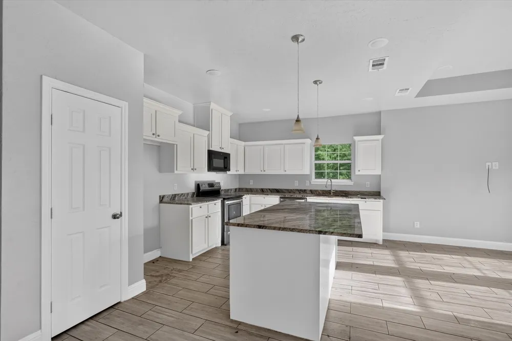 4102 Gordon Street Greenville, TX 75401